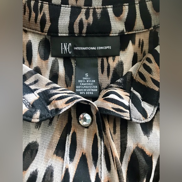 Y2K 90s INC Concepts Animal Print Buttondown Top - Picture 5 of 5